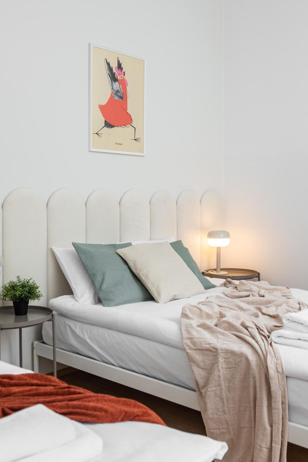 Modern Centrally Located Apartments - By Upstairs Krakow Exterior photo